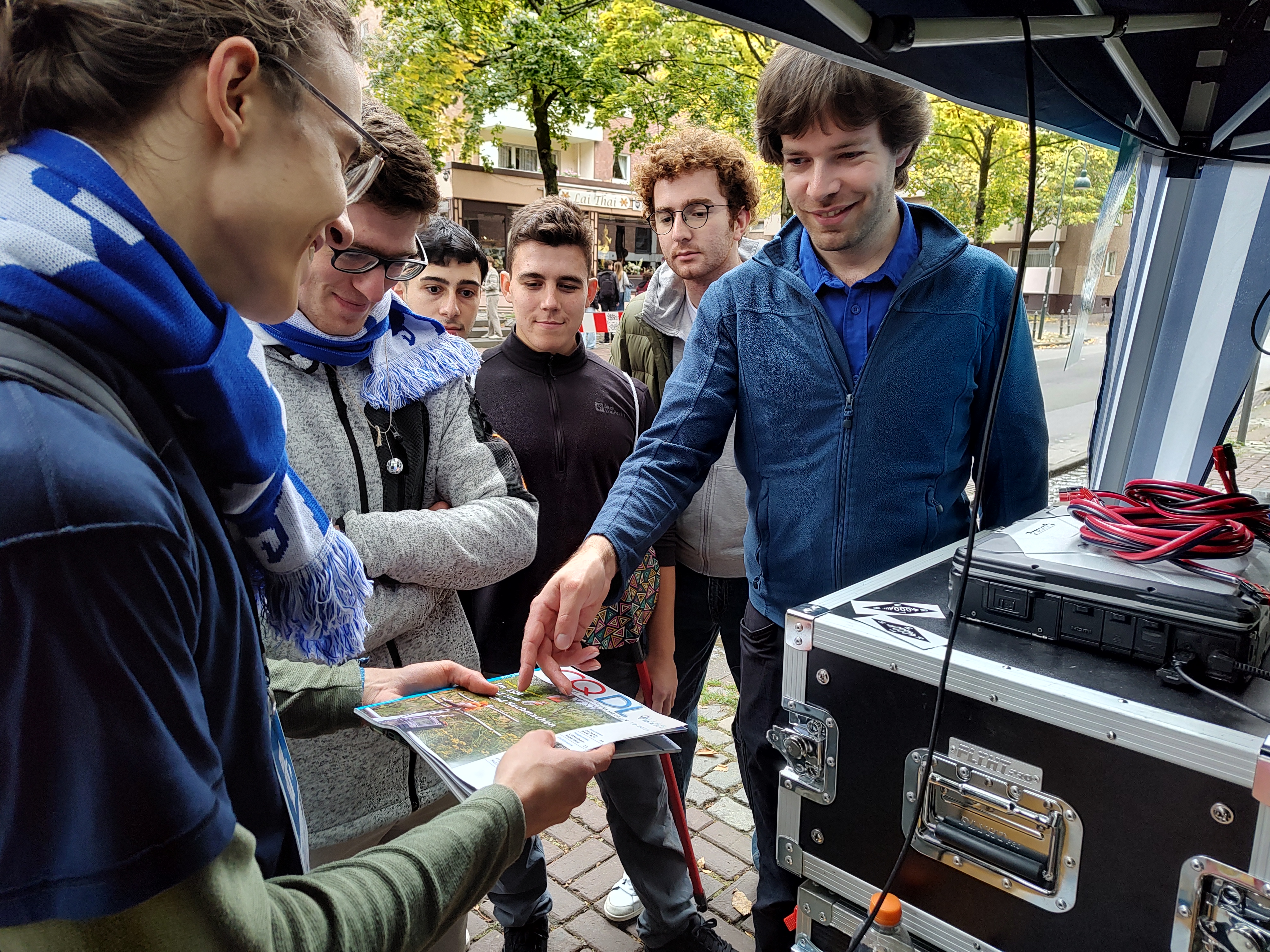 Johannes erklärt die Funktechnik